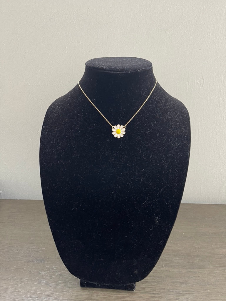 The Daisy Pendant