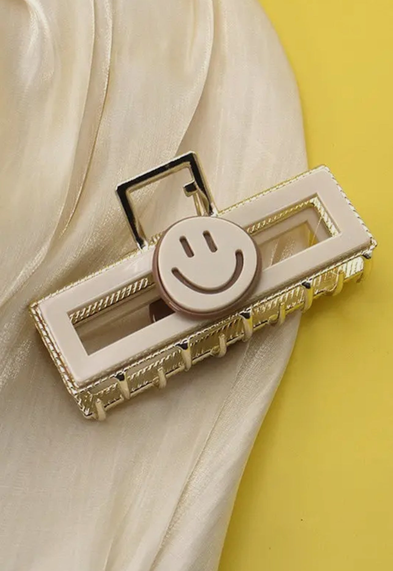 The Smiley Clip