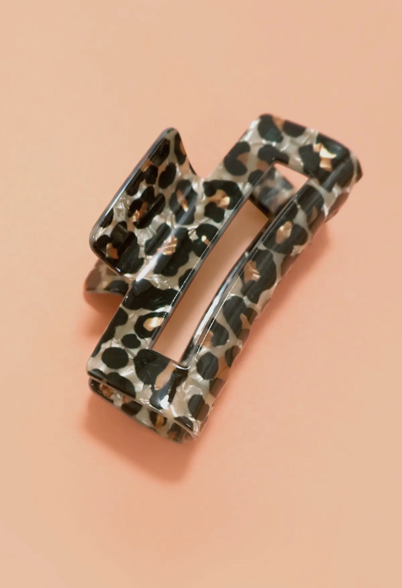 The Rectangle Animal Print Claw Clip