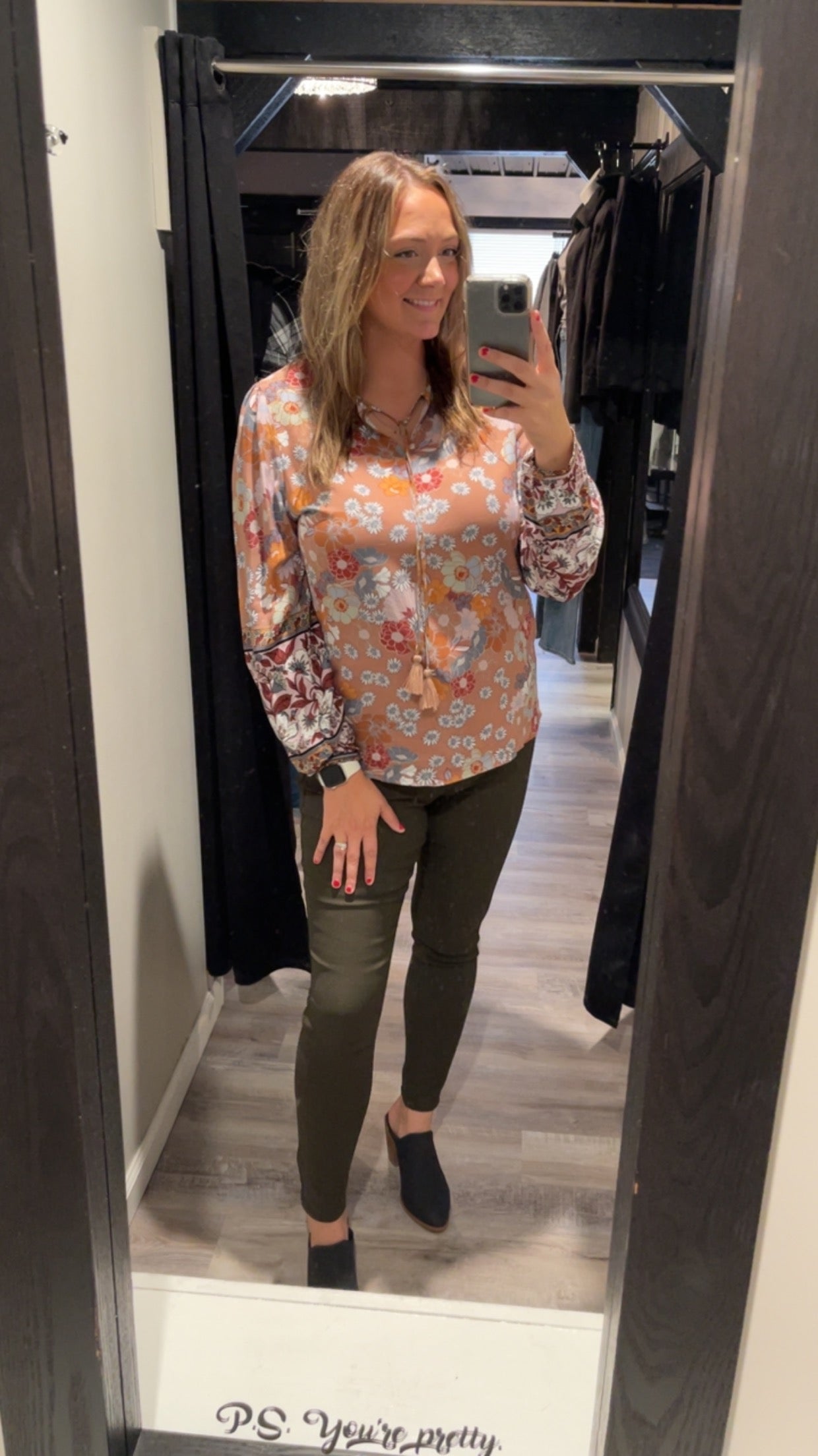 Mid-Rise Skinny Pants