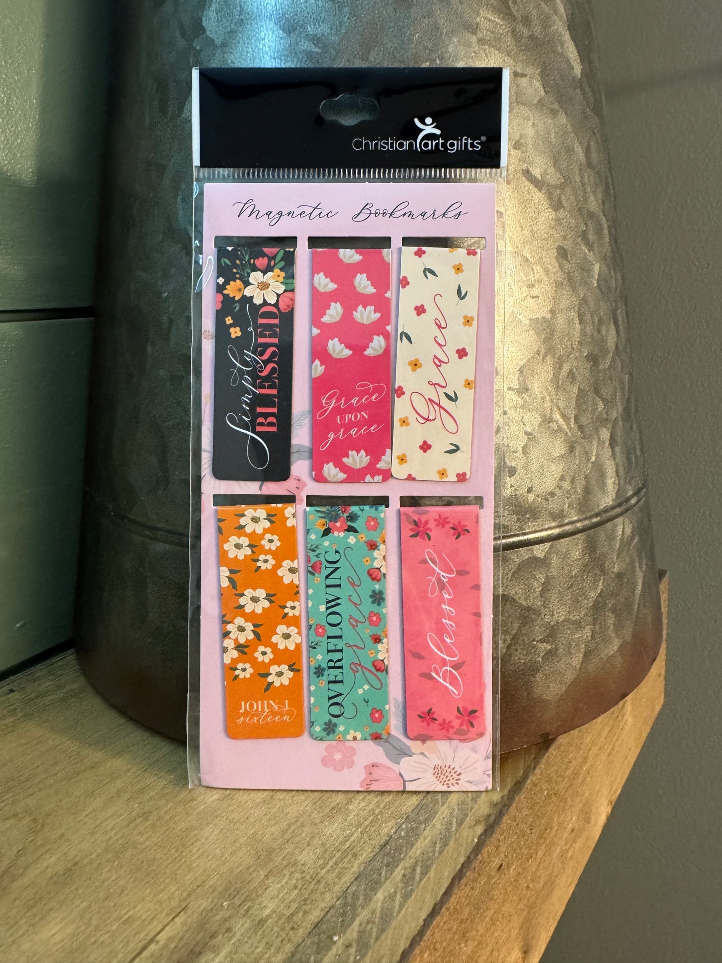Magnetic Bookmark Set