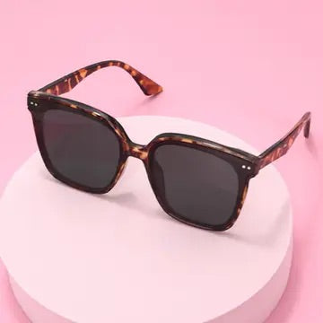 The Kathy Anne Sunnies