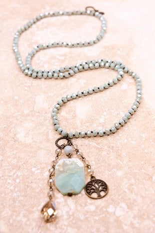 The Lily Necklace