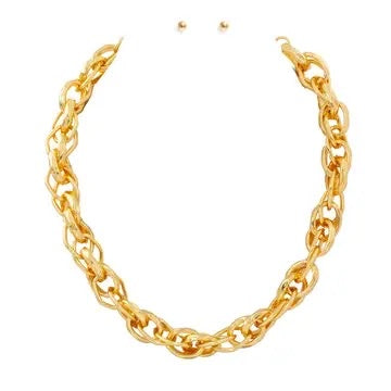 The Raya Necklace