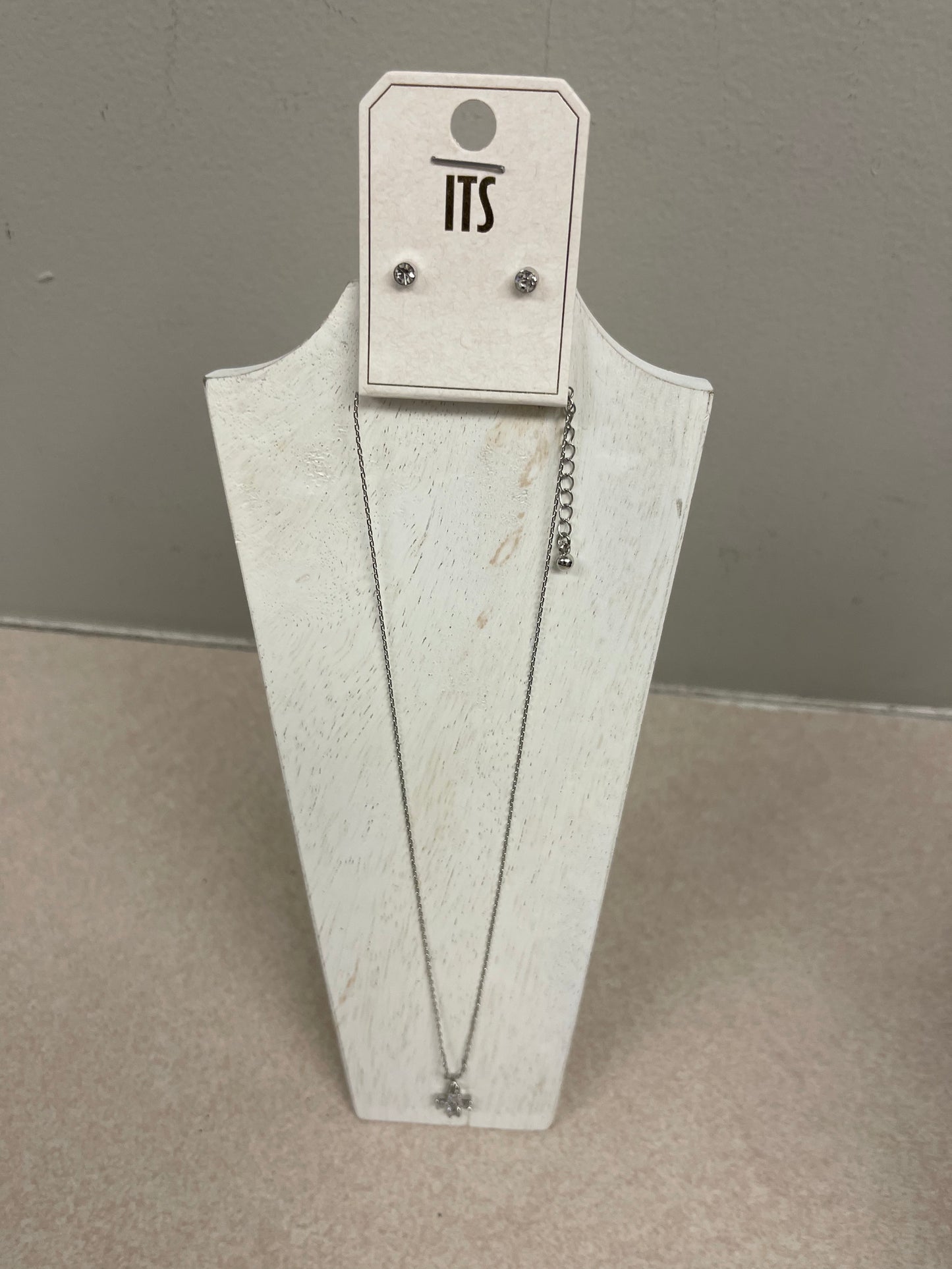 The Caley Necklace