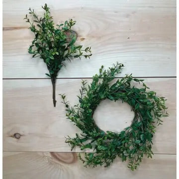 Boxwood Candle ring