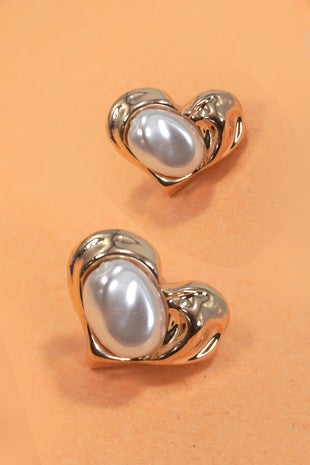 Pearl Heart Earring