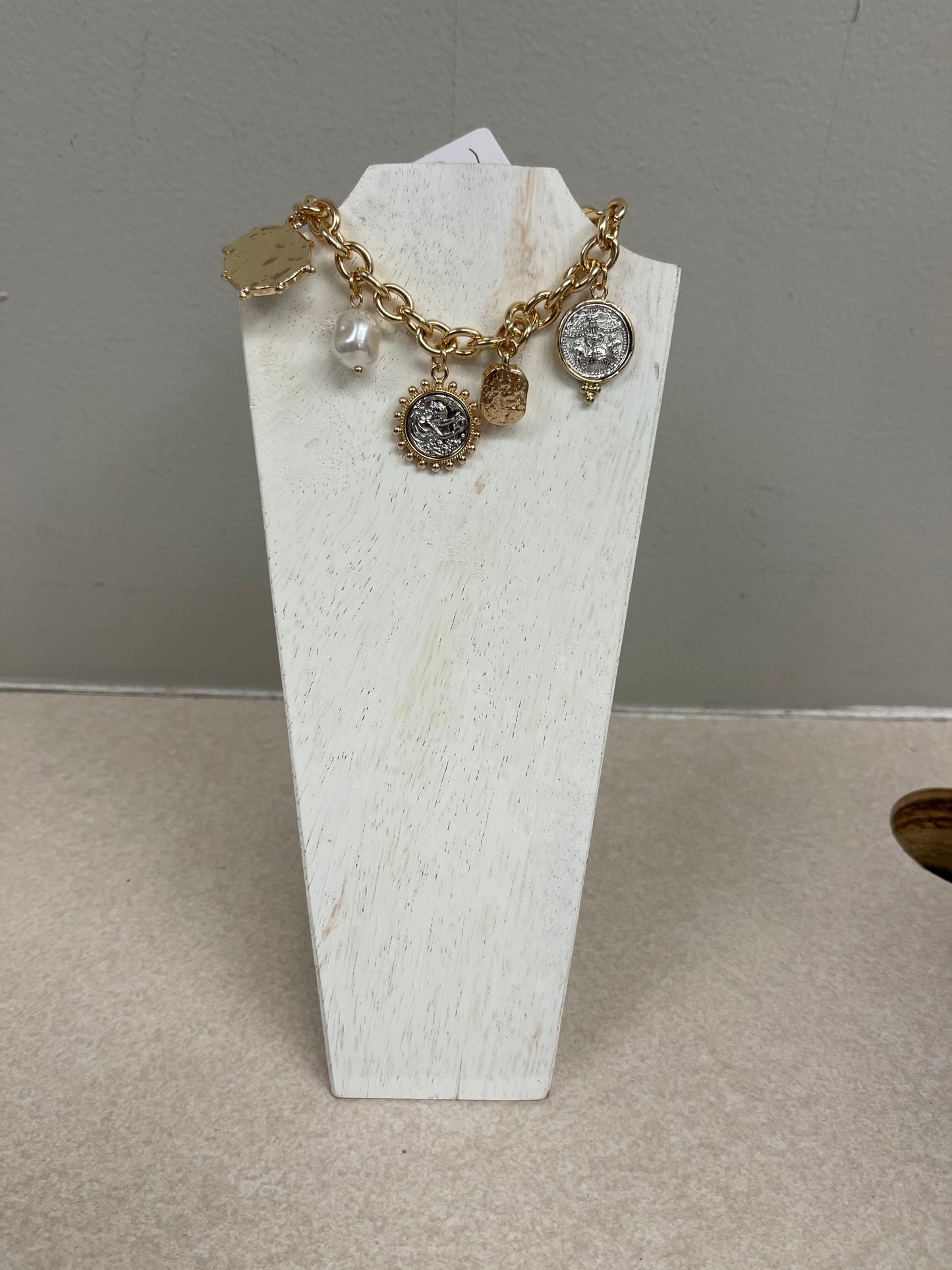 The Gillie Bracelet