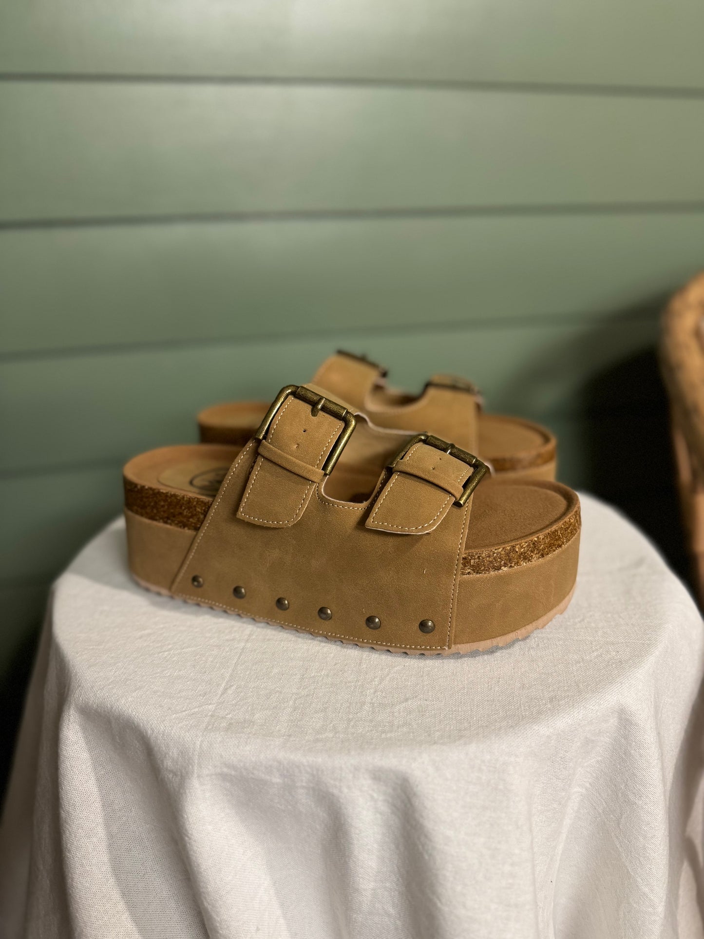 The Nina Wedges