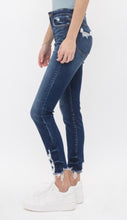 Load image into Gallery viewer, The Marion Jeans
