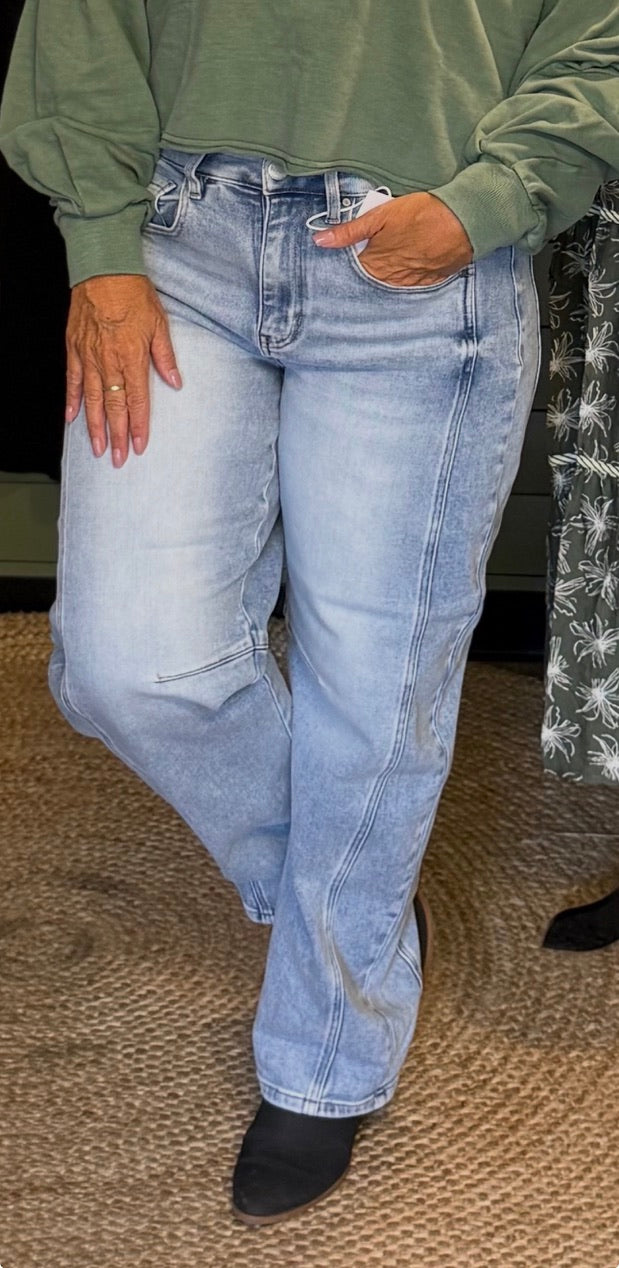 The Bailey Barrel Jeans