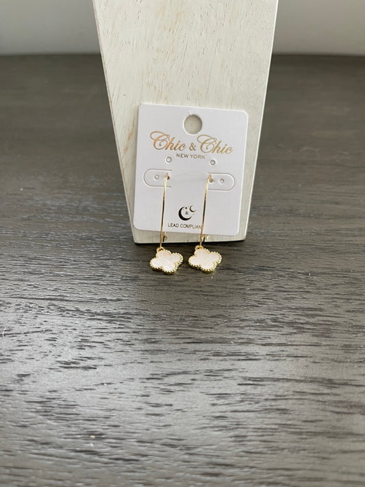 The Chloe Earring