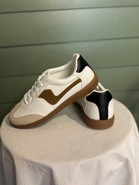The Oscar Sneaker