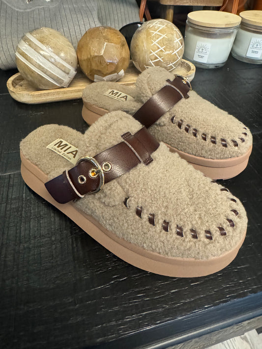 The Heidee Clog