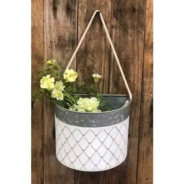 White Diamond planter